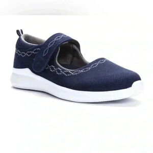 Propet Travelbound Mary Jane Navy Women’s 8.5 Wide Excellent Condition